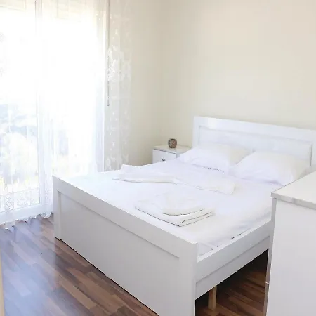 Two-bedroom In * Wlora