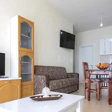 Two-bedroom In * Wlora